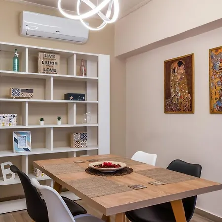 Apartment Amazing @ Aiolou Str. *